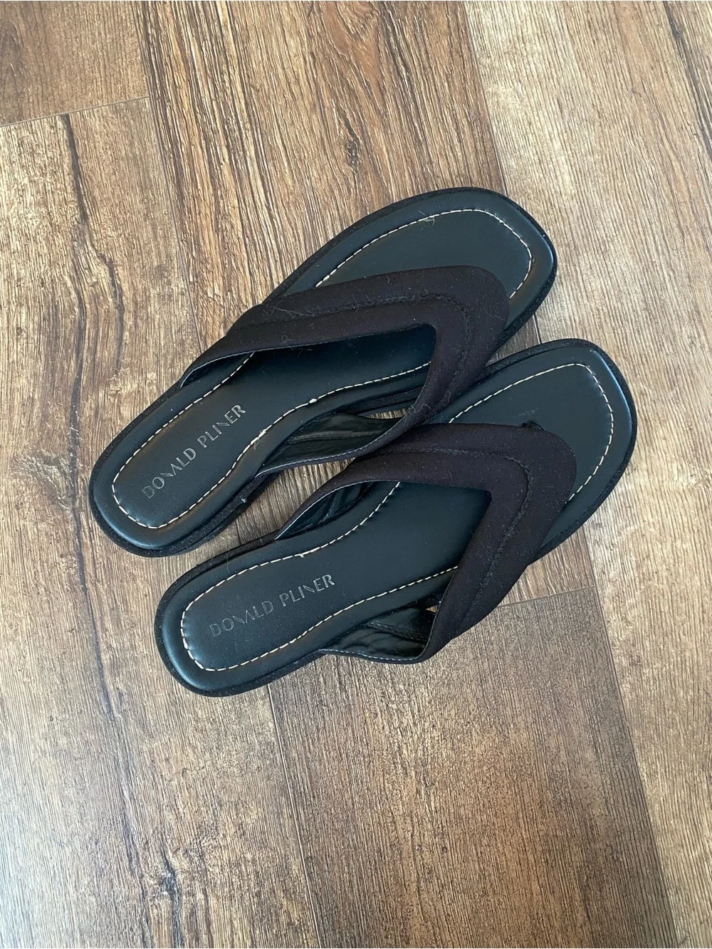 Black Chunky Flip Flops